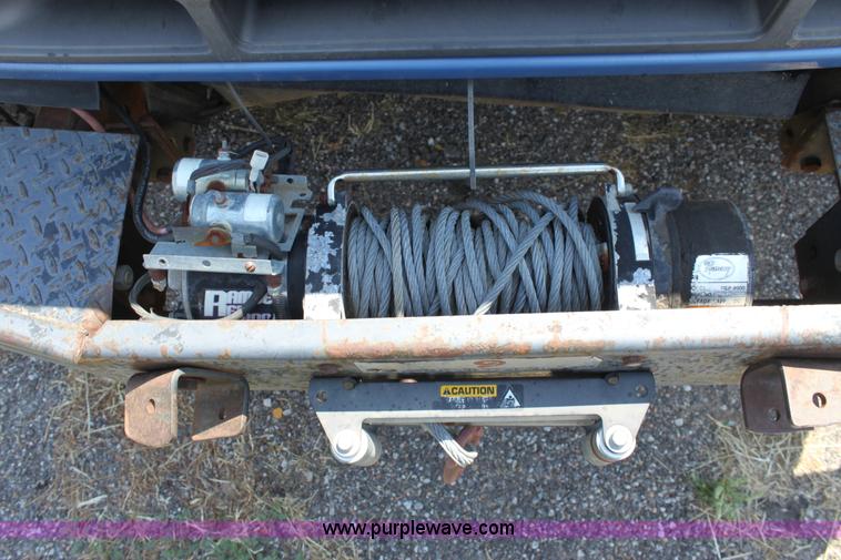 image for item D5333 1996 Ford F350 XL utility pickup truck