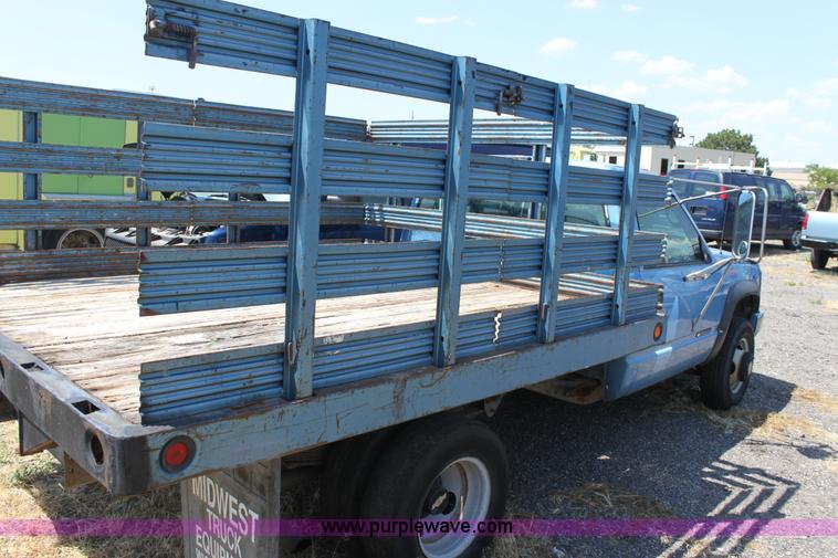 image for item D5334 1996 Chevrolet Cheyenne K3500 flatbed pickup truck