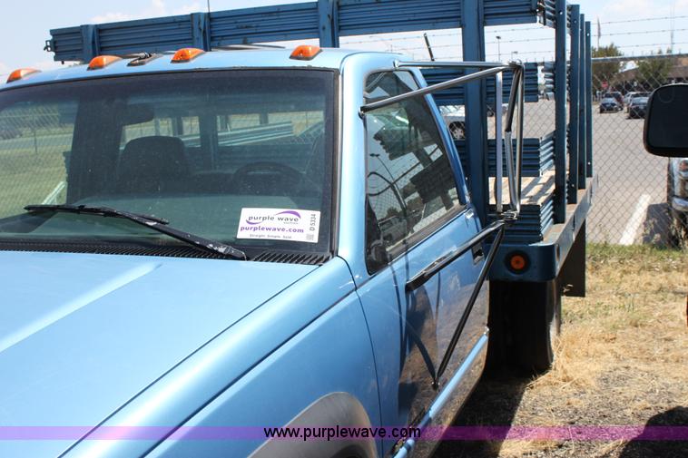 image for item D5334 1996 Chevrolet Cheyenne K3500 flatbed pickup truck