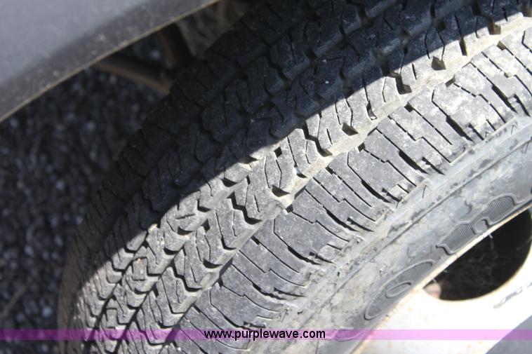 image for item D5334 1996 Chevrolet Cheyenne K3500 flatbed pickup truck