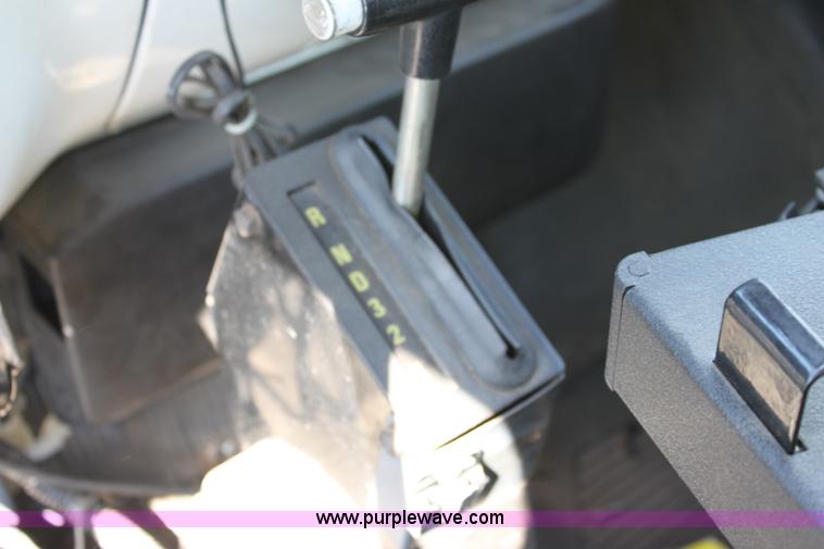 image for item D5336 1984 Chevrolet C70 lighting truck