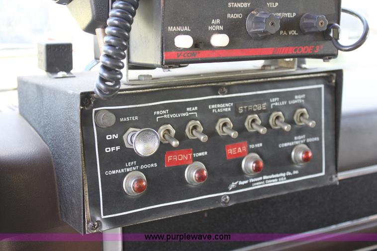 image for item D5336 1984 Chevrolet C70 lighting truck