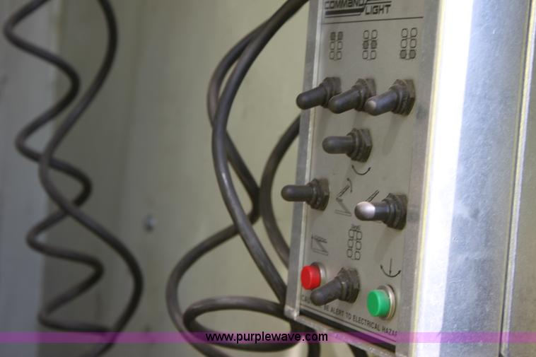 image for item D5336 1984 Chevrolet C70 lighting truck