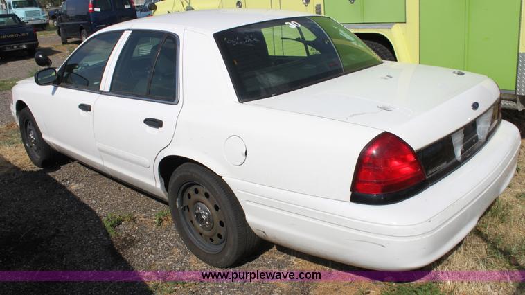 image for item D5337 2006 Ford Crown Victoria Police Interceptor