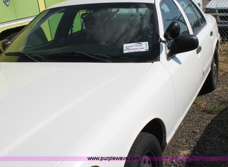 image for item D5337 2006 Ford Crown Victoria Police Interceptor