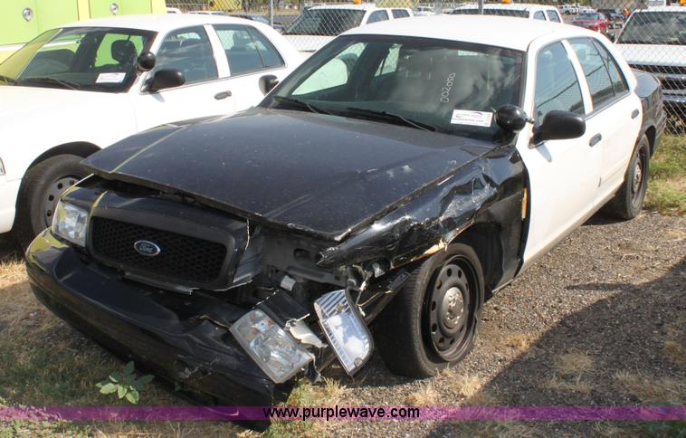 image for item D5338 2009 Ford Crown Victoria Police Interceptor