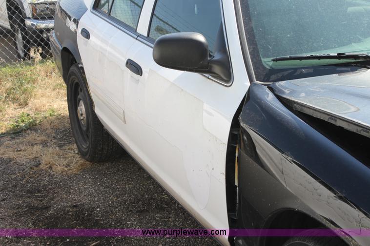 image for item D5338 2009 Ford Crown Victoria Police Interceptor