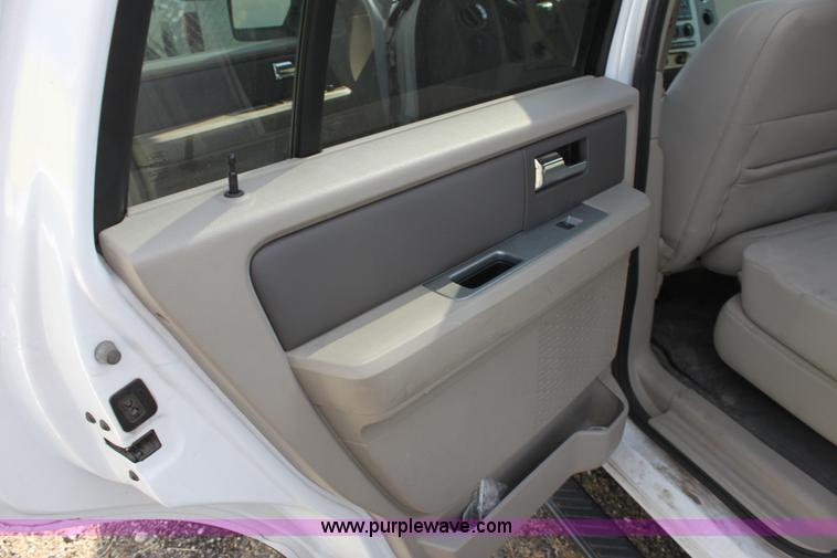 image for item D5339 2007 Ford Expedition XLT SUV