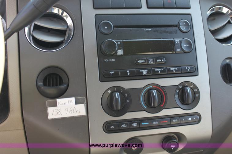 image for item D5339 2007 Ford Expedition XLT SUV