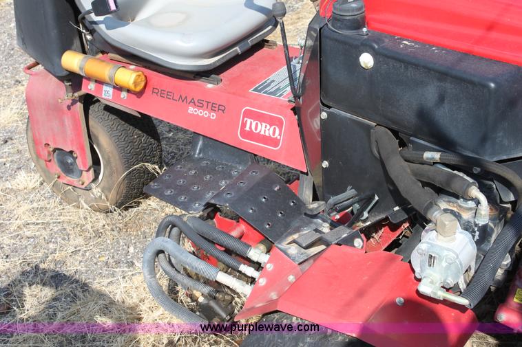 image for item D5343 Toro Reelmaster 2000D reel mower