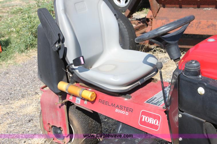 image for item D5343 Toro Reelmaster 2000D reel mower