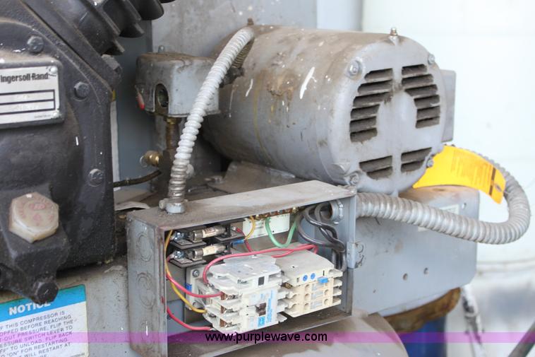 image for item D5383 Ingersoll Rand T30 air compressor