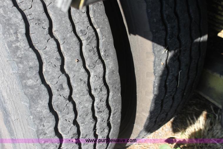 image for item D5386 1983 Ford 9000 water tender truck