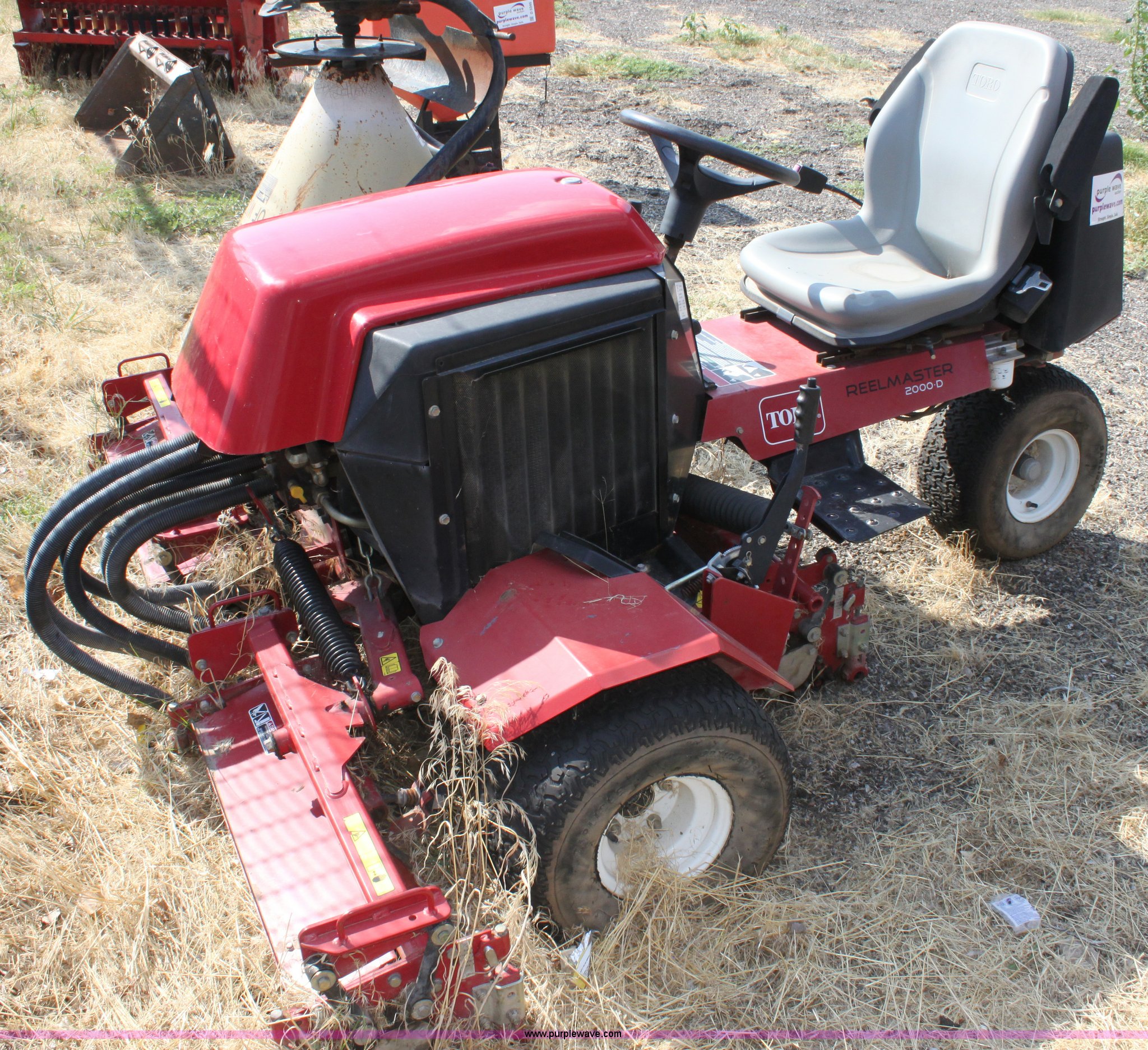 Toro Reelmaster 2000D reel mower in Wichita, KS Item D5343 sold Purple Wave