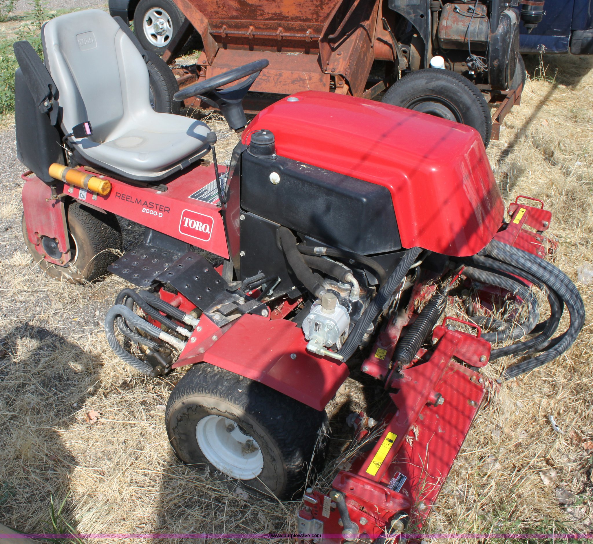 Toro Reelmaster 2000D reel mower in Wichita, KS Item D5343 sold Purple Wave