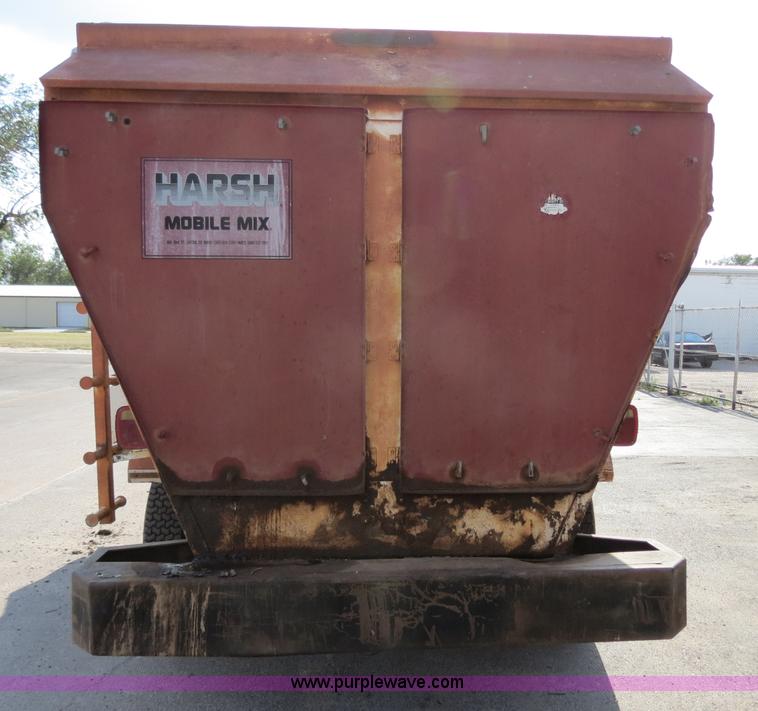 image for item B2431 1982 International S1954 feed mixer truck