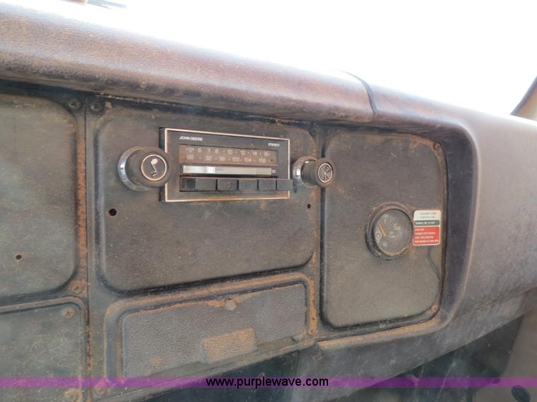 image for item B2431 1982 International S1954 feed mixer truck