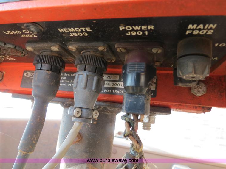 image for item B2431 1982 International S1954 feed mixer truck