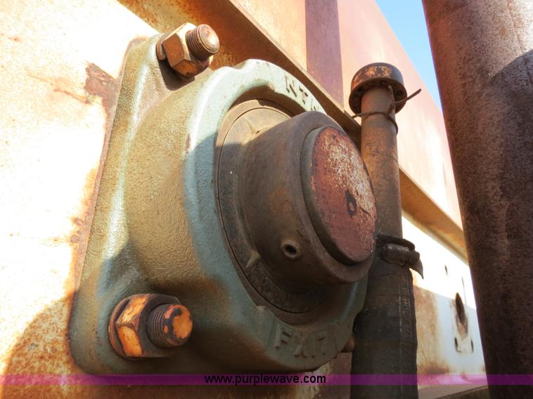 image for item B2431 1982 International S1954 feed mixer truck