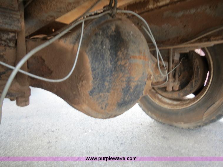 image for item B2431 1982 International S1954 feed mixer truck