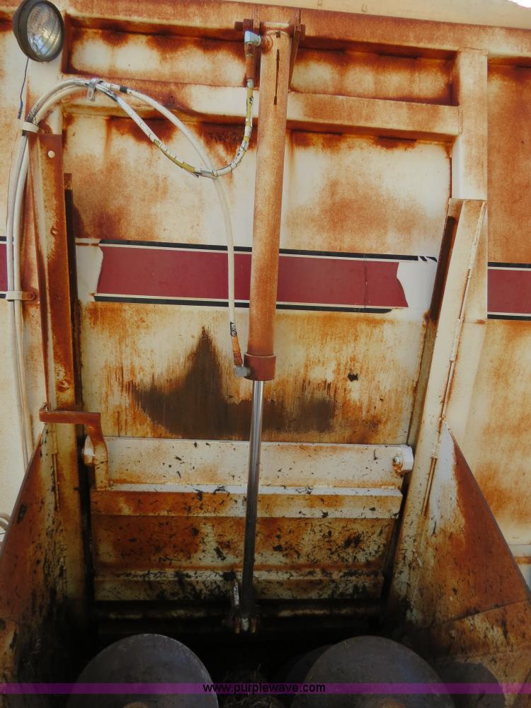 image for item B2431 1982 International S1954 feed mixer truck