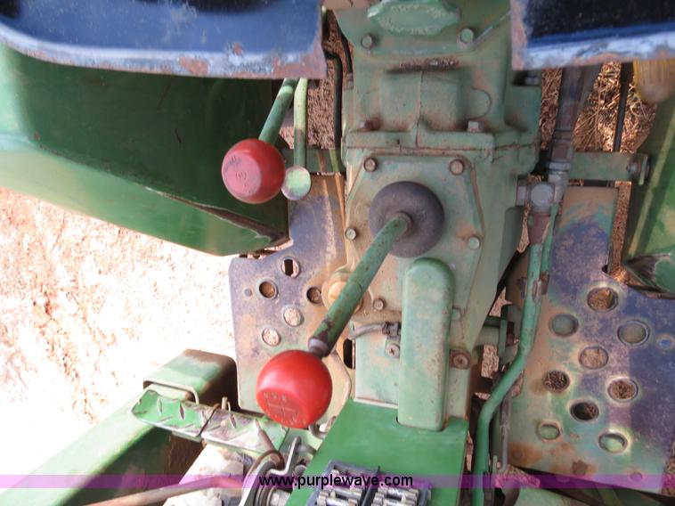 image for item B2439 John Deere 650 tractor