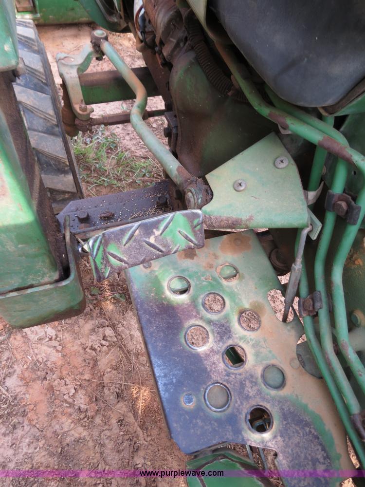 image for item B2439 John Deere 650 tractor