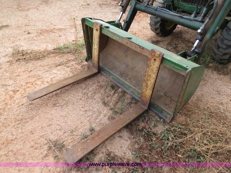 image for item B2439 John Deere 650 tractor