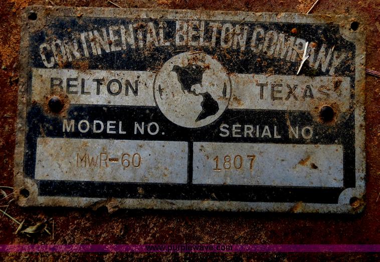 image for item B2439 John Deere 650 tractor