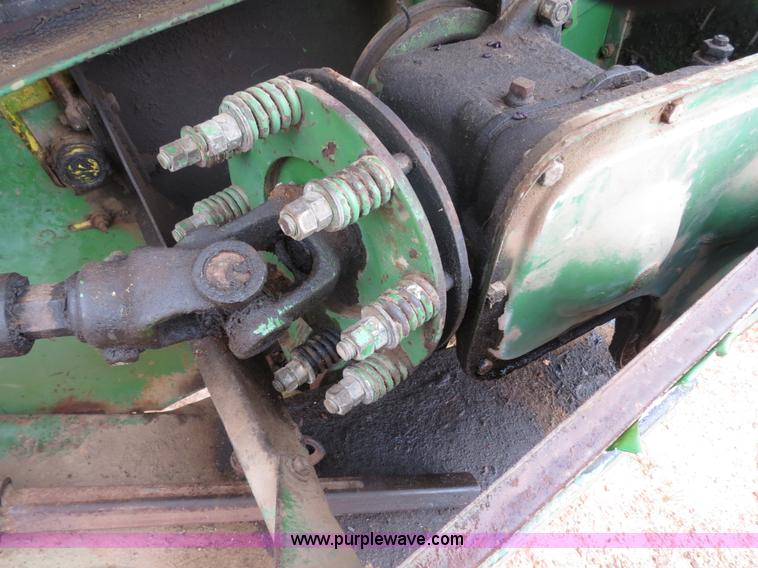 image for item B2445 John Deere 9' mower conditioner
