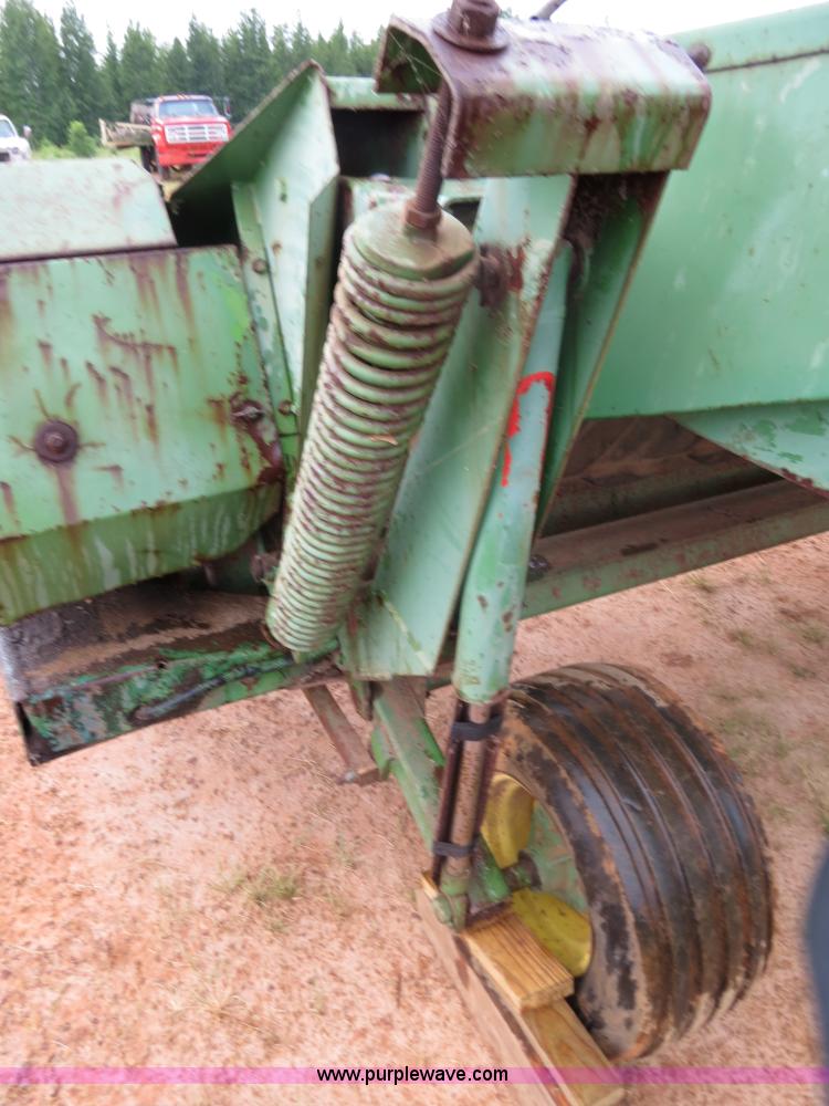 image for item B2445 John Deere 9' mower conditioner