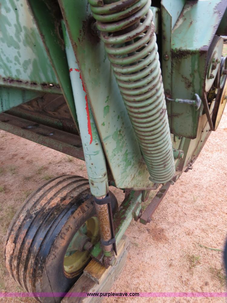 image for item B2445 John Deere 9' mower conditioner