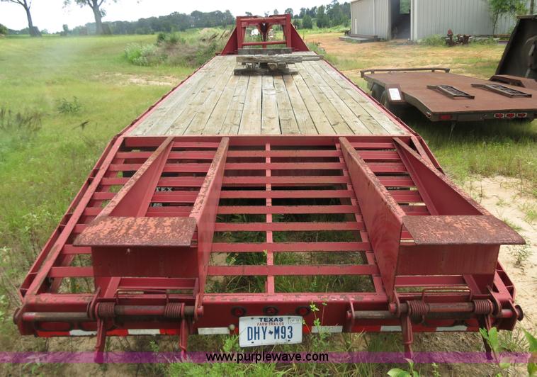 image for item B2446 2001 Big Tex 22GN-24 gooseneck flatbed trailer