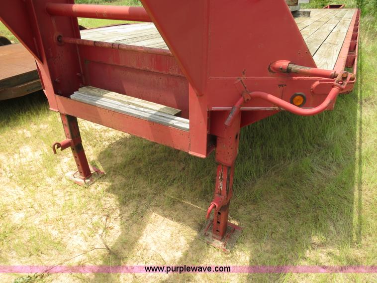 image for item B2446 2001 Big Tex 22GN-24 gooseneck flatbed trailer