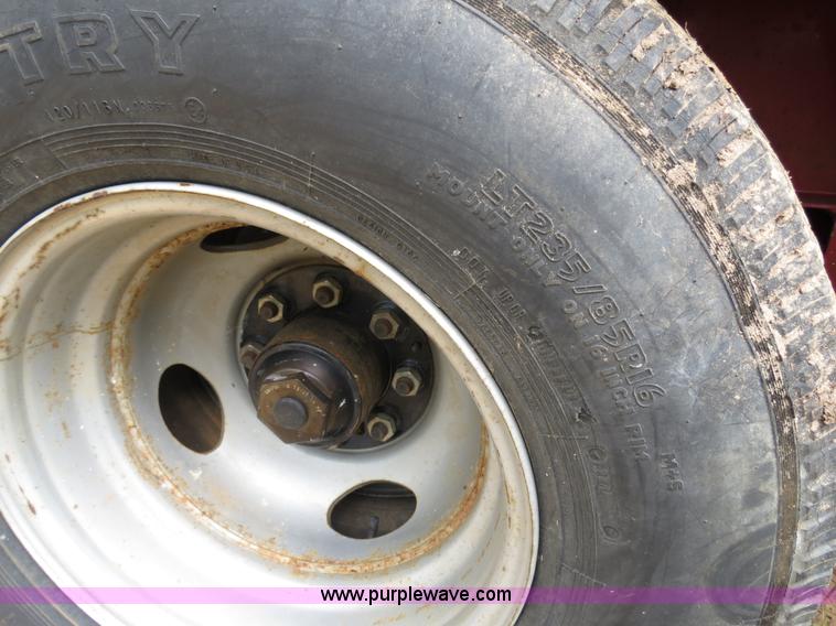 image for item B2446 2001 Big Tex 22GN-24 gooseneck flatbed trailer