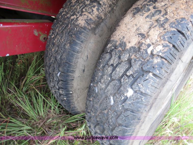 image for item B2446 2001 Big Tex 22GN-24 gooseneck flatbed trailer