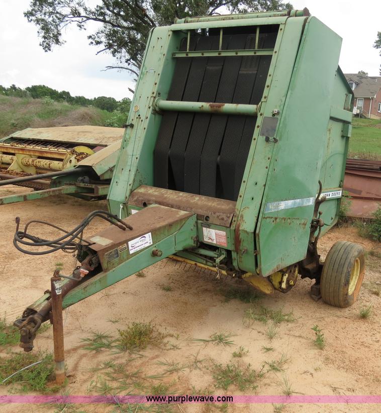 image for item B2447 John Deere 430 round baler