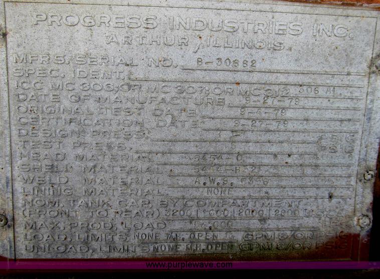 image for item B2761 1979 Progress Industries 40' aluminum tanker trailer