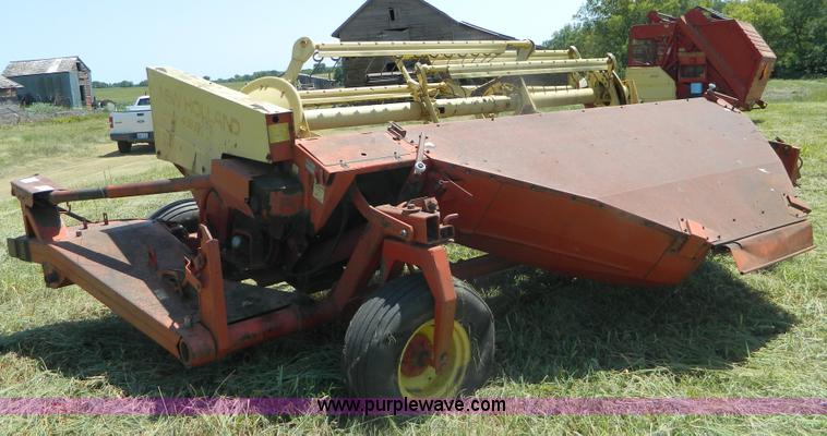 image for item B3811 New Holland 495 Haybine mower conditioner