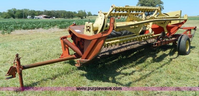 image for item B3811 New Holland 495 Haybine mower conditioner