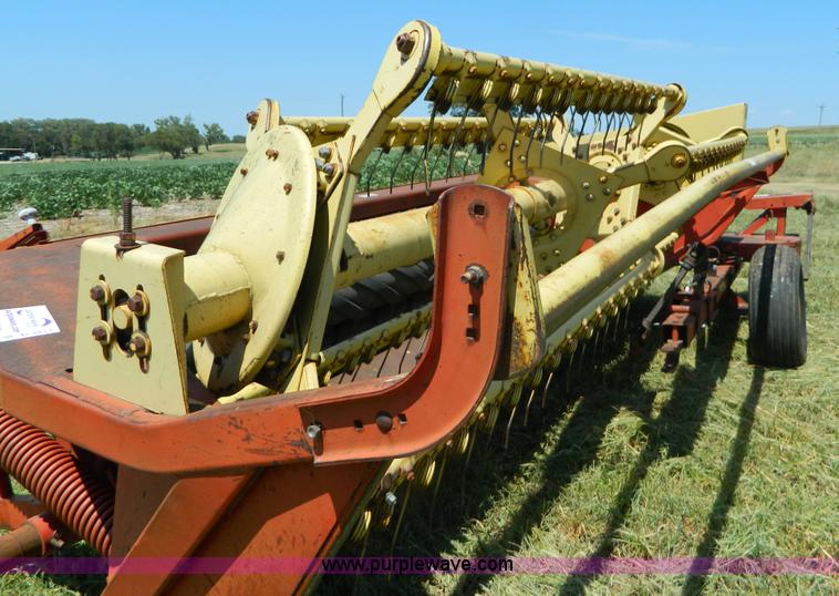 image for item B3811 New Holland 495 Haybine mower conditioner