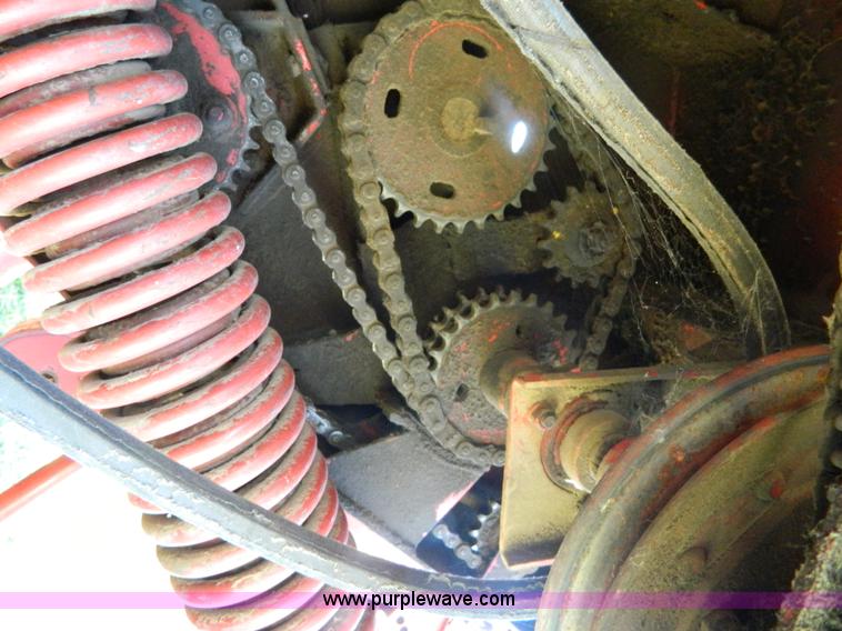 image for item B3811 New Holland 495 Haybine mower conditioner