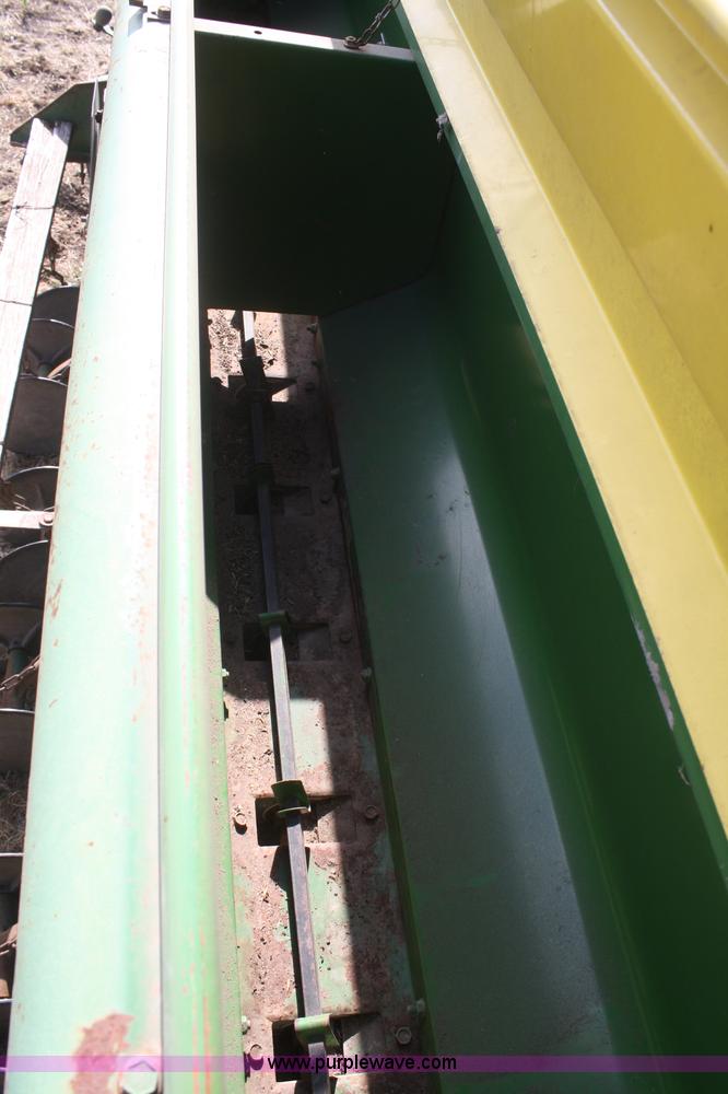 image for item B6866 John Deere 1500 Power Till seeder