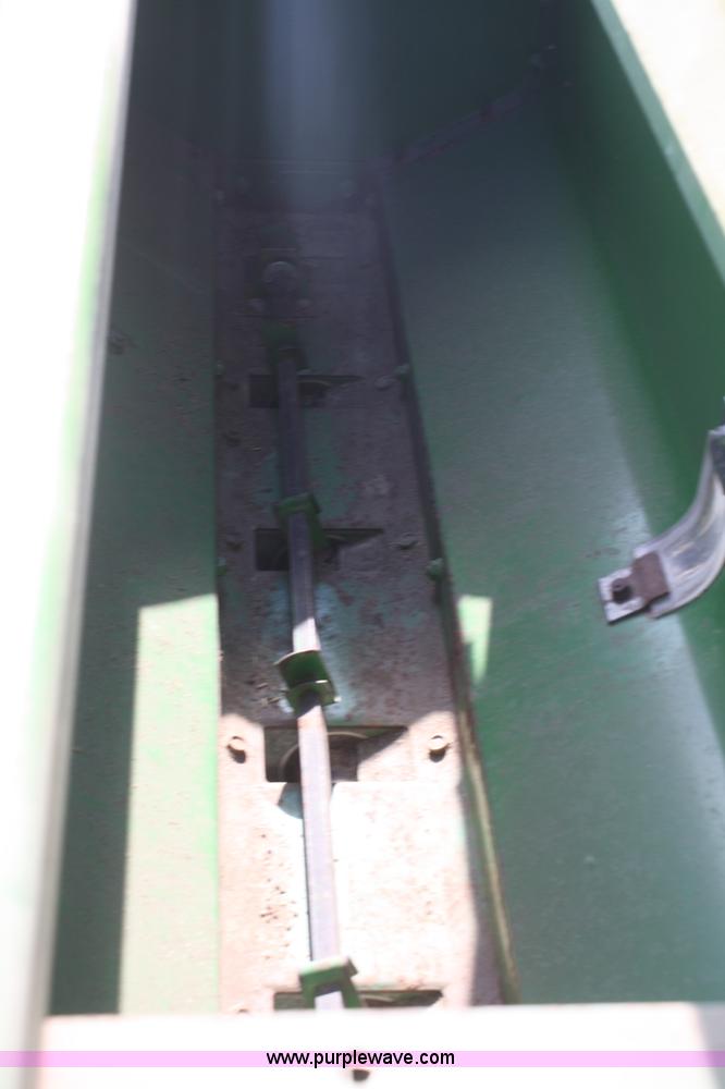 image for item B6866 John Deere 1500 Power Till seeder