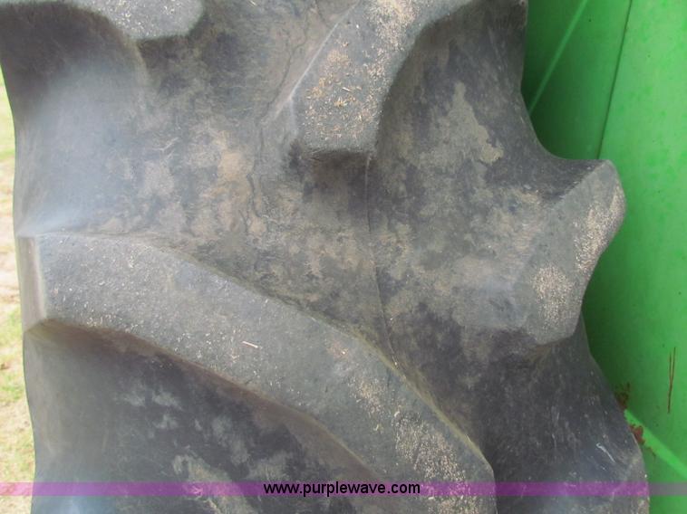 image for item B7336 1986 Deutz Allis 6250 tractor