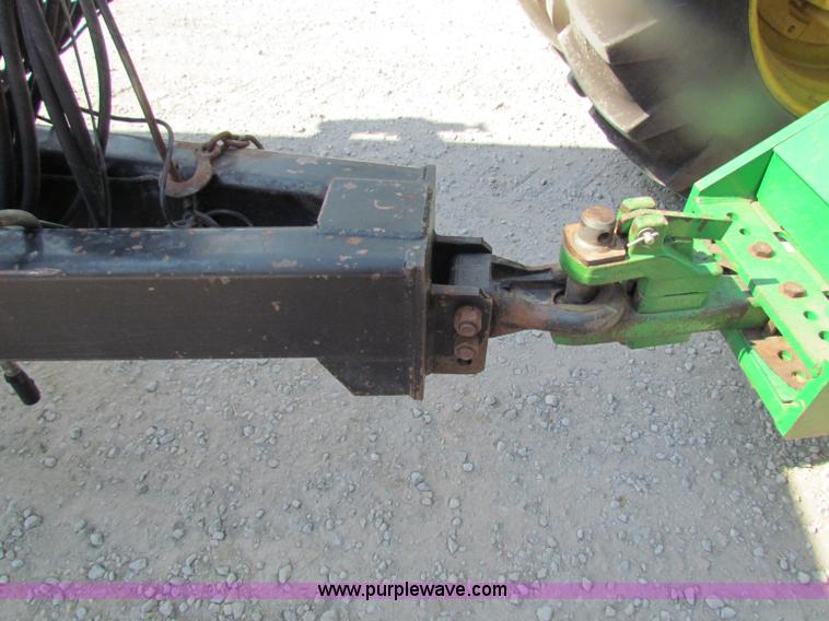 image for item B7340 1996 John Deere 787 Air Seeder Cart