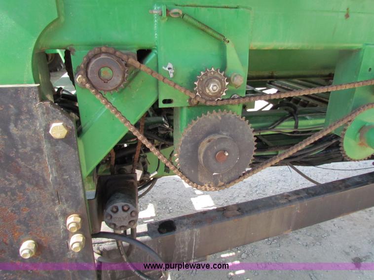image for item B7340 1996 John Deere 787 Air Seeder Cart