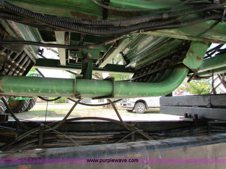 image for item B7340 1996 John Deere 787 Air Seeder Cart