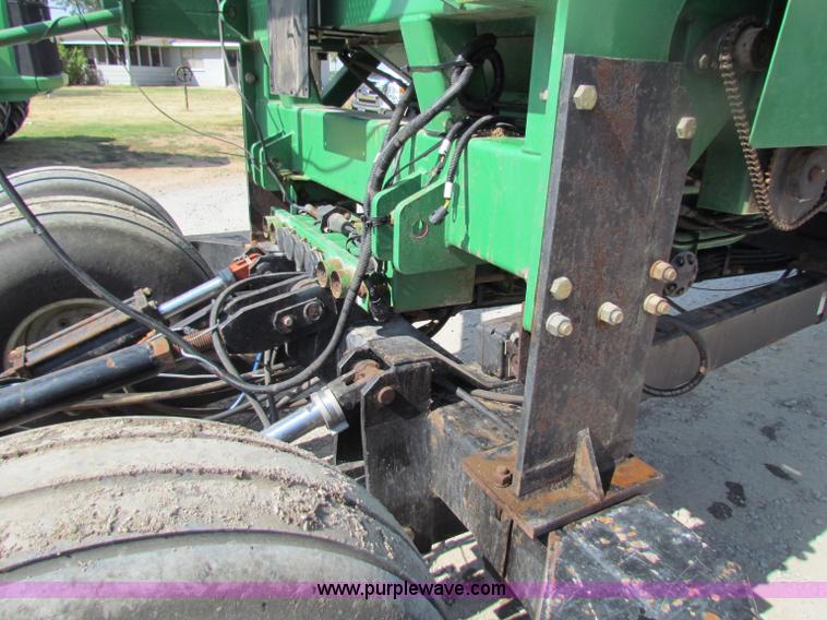 image for item B7340 1996 John Deere 787 Air Seeder Cart