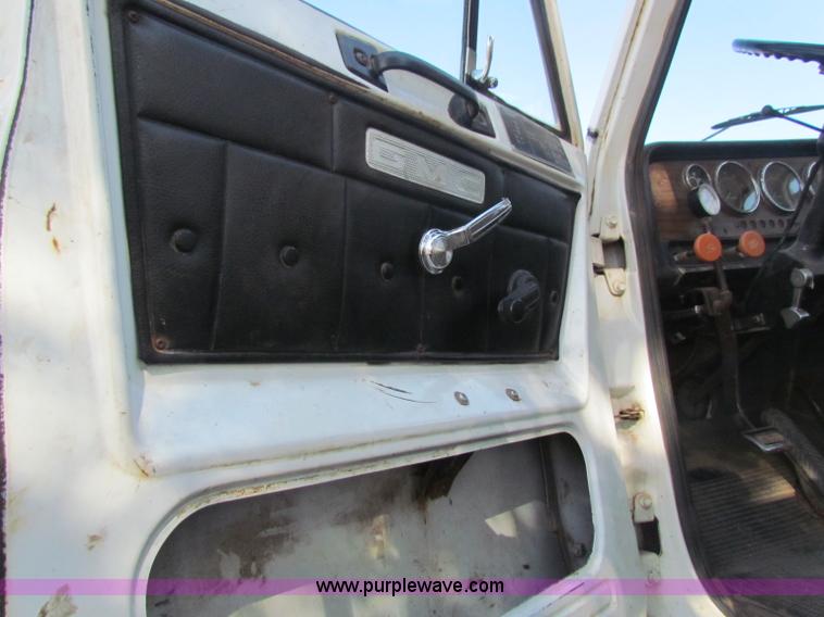 image for item B7363 1974 GMC Big Wheels 7500 sprayer